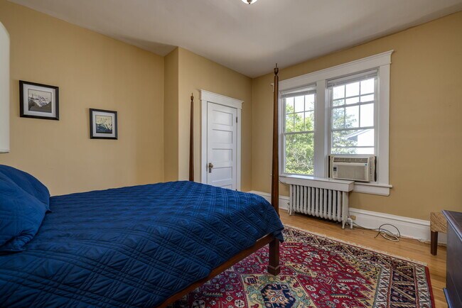 Building Photo - Stylish Downtown Apartment with a Private Oasis and Pool Retreat!