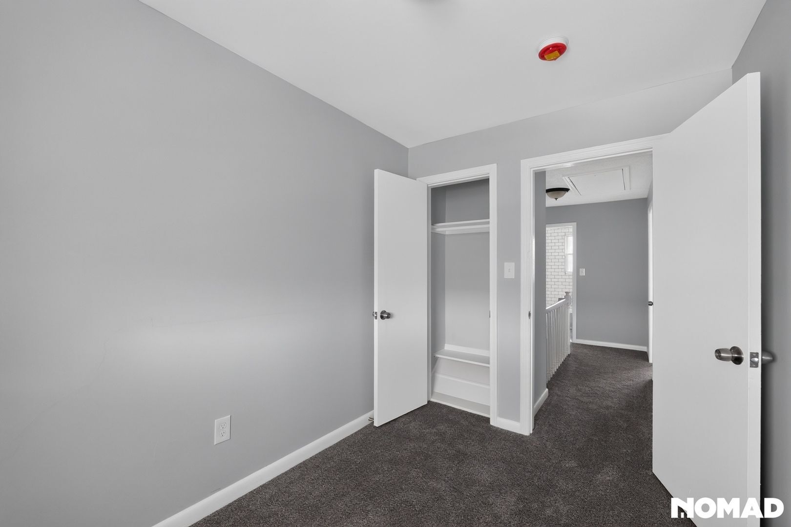 Building Photo - 2229 Redthorn Rd