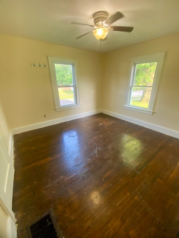 Building Photo - 1138 Kohler Ave