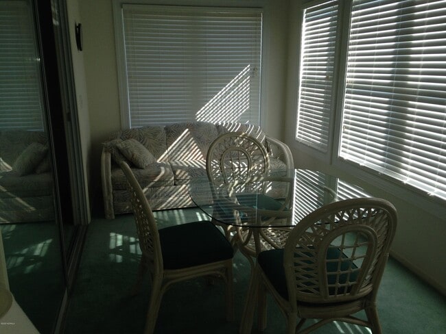 Building Photo - 91 Genoes Point