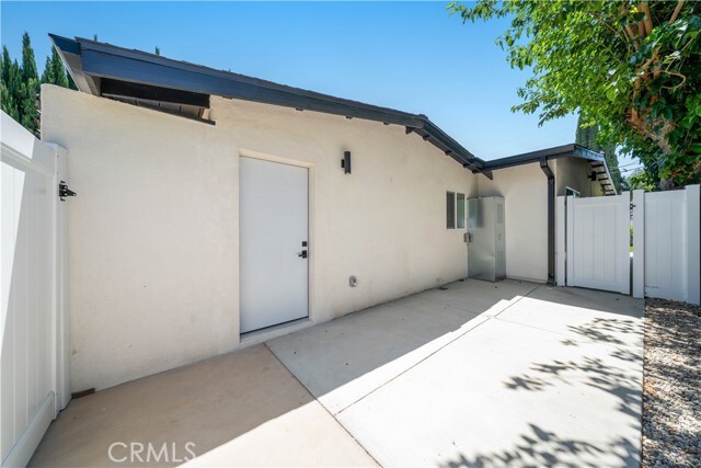 Building Photo - 22926 Leadwell St