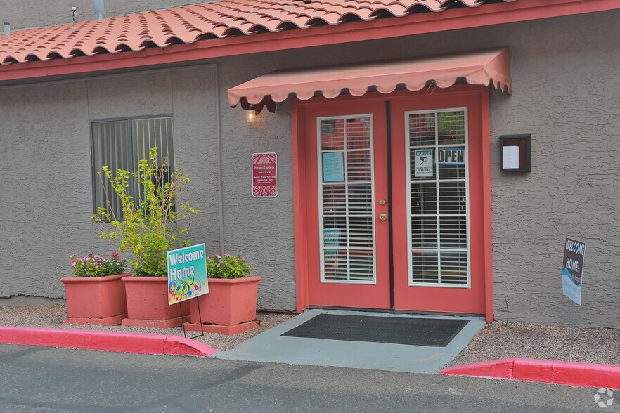 Papago Gardens Apartments 1025 N 48th St Phoenix AZ 85008 Apartment