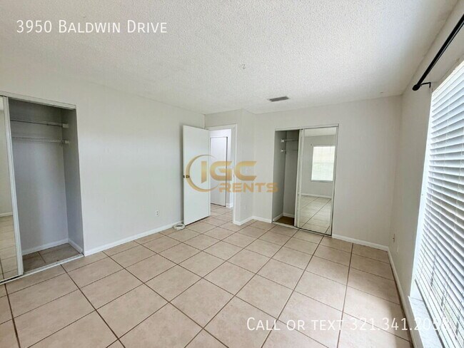 Building Photo - 3950 Baldwin Dr