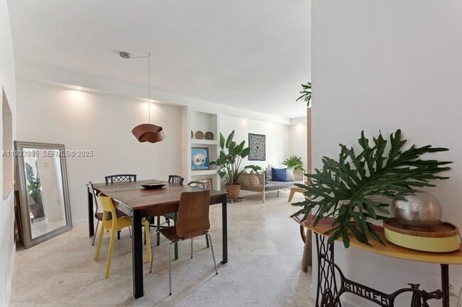 Building Photo - 8888 Collins Ave