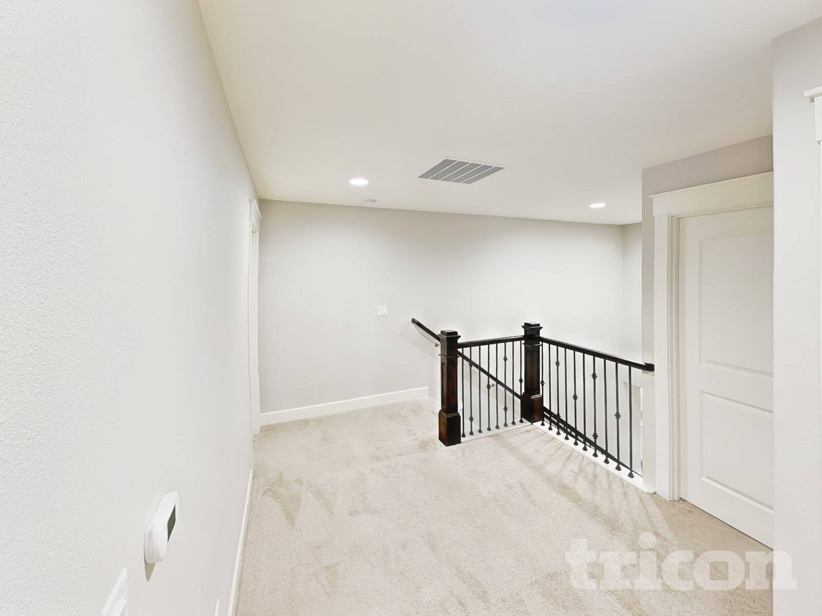 Building Photo - 2604 NE 175th St