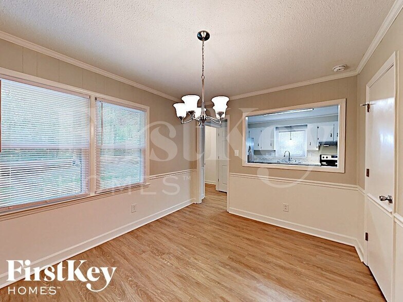 Building Photo - 6107 Rockwell Dr