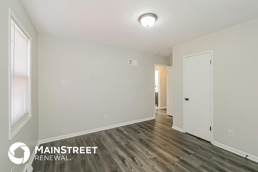 Building Photo - 4803 NW Woody Creek Ln