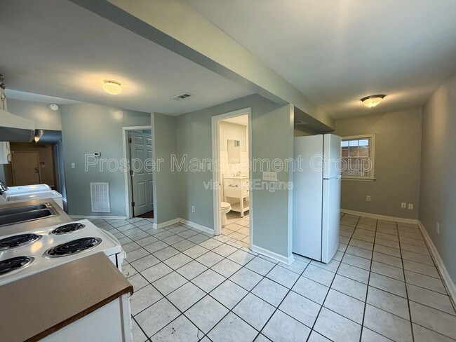 Building Photo - 4 Woodall Court