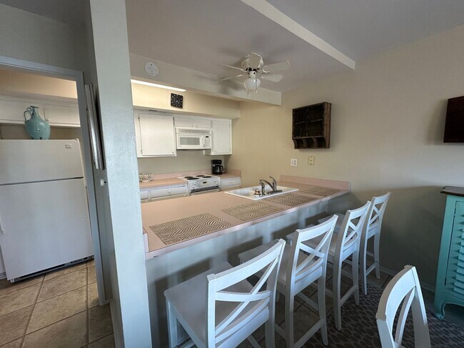 Building Photo - Furnished 3Bd/2Ba Channel Walk Townhome in Wrightsville Beach-NOT A 12 MONTH LEASE. NO STUDENTS. ...