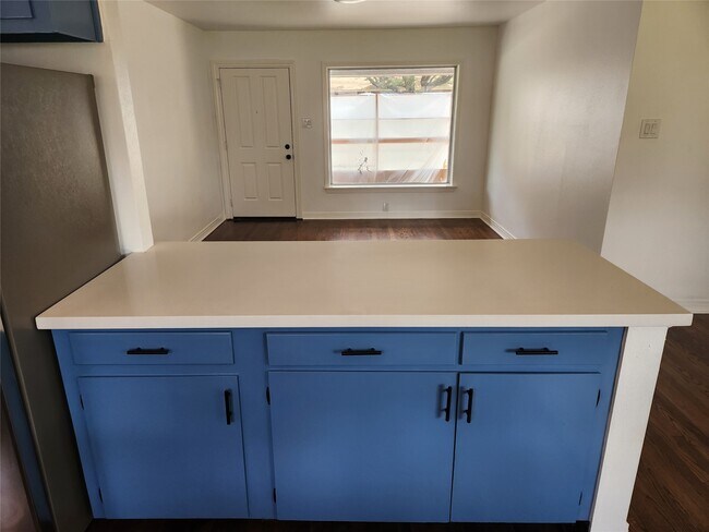 Building Photo - 1635 Wilde Rock Way