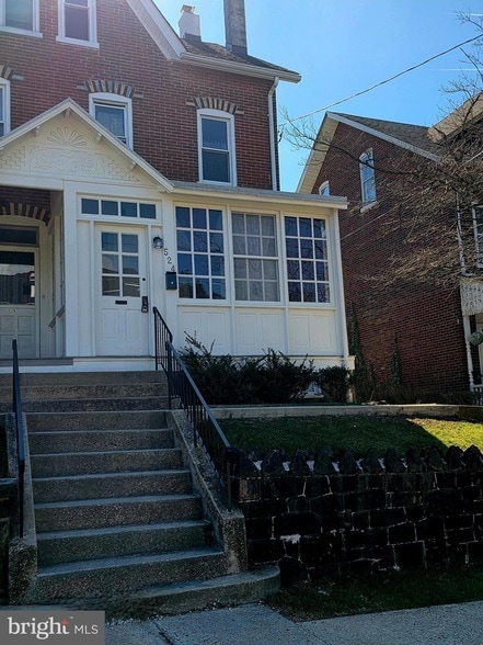 Building Photo - 524 Washington St