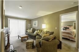 Building Photo - 273 Hillsboro Pl
