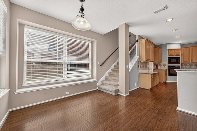 Building Photo - 16411 Canyon Chase Dr