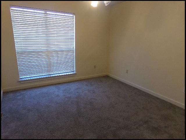 Building Photo - 103 Miramar Dr