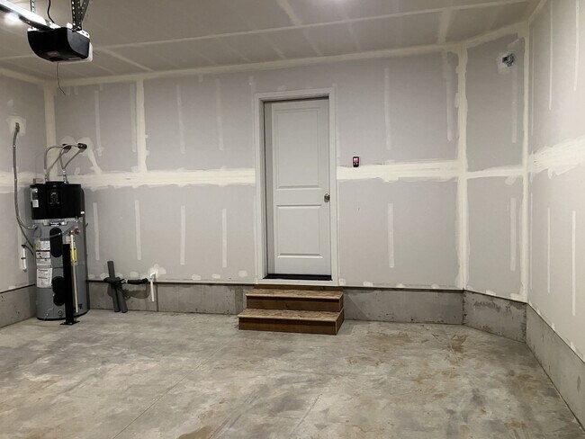Building Photo - Brand New Three Bedroom Home in East Park Village!
