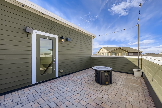 Building Photo - 1116 Highlands Dr