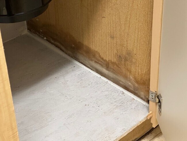 Building Photo - Badura Ave. #2094