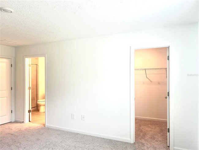 Building Photo - 3531 SE 37th Ave Rd