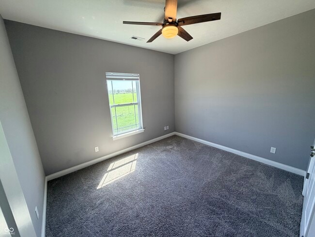 Building Photo - 357 Indigo St