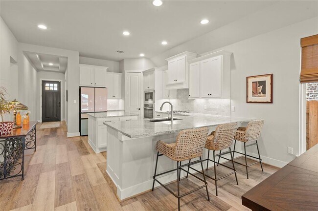 Building Photo - 111 Chinaberry Bnd