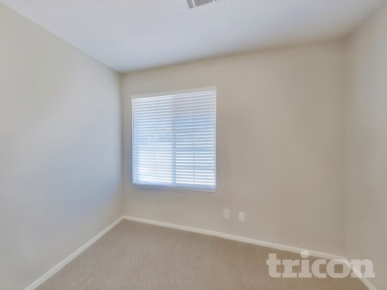 Building Photo - 4314 S Emery St