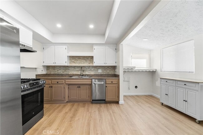 Building Photo - 2928 Dalemead St