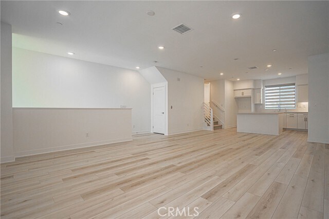 Building Photo - 2317 W Broadway