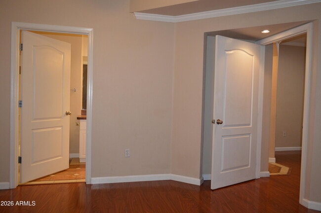 Building Photo - 1701 E Colter St