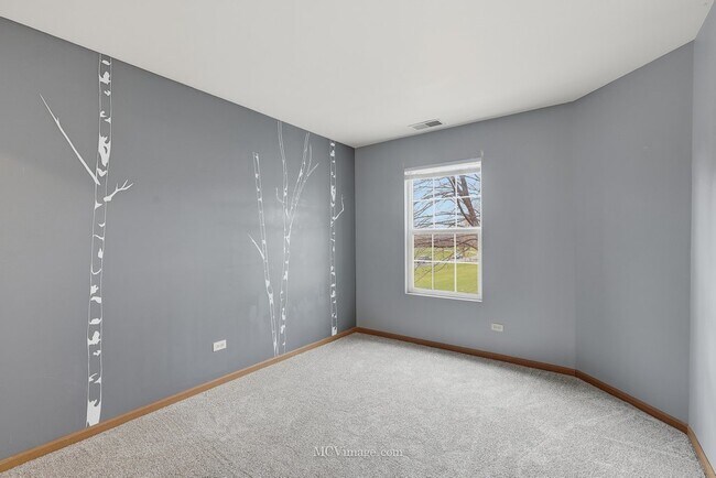 Building Photo - 2175 Dalewood Ct