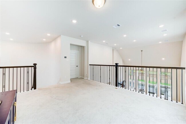 Building Photo - 9446 Pilares Rdg Dr