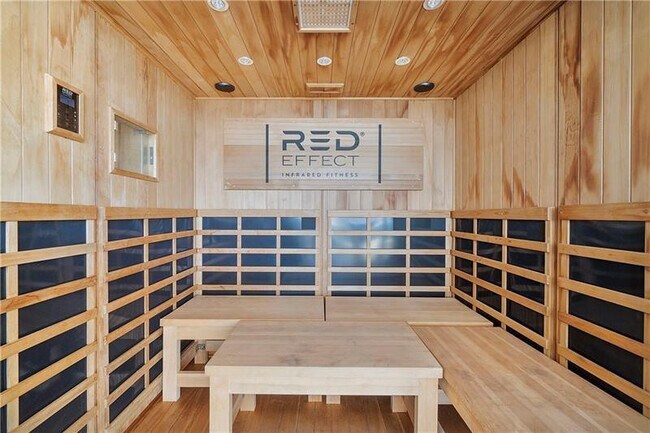 Building Photo - 101 S Fort Lauderdale Beach Blvd