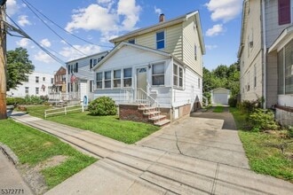 Building Photo - 159 Harrison St