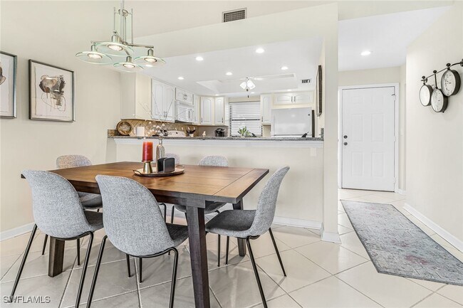 Building Photo - 14501 Aeries Way Dr