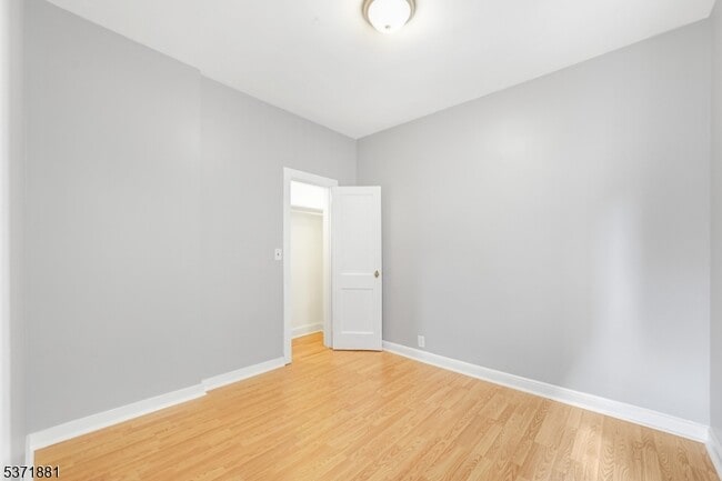 Building Photo - 38 Semel Ave