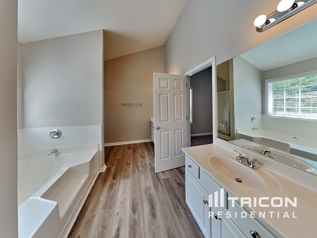 Building Photo - 179 Burt's Crossing Dr