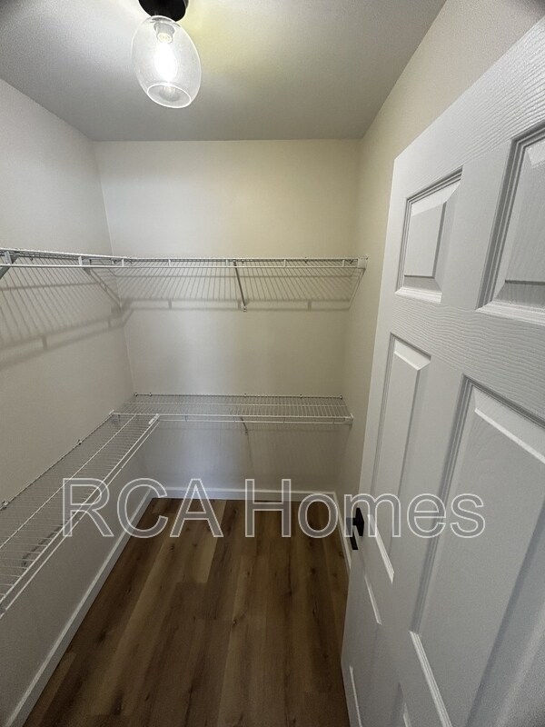 Building Photo - 3449 E 26th St