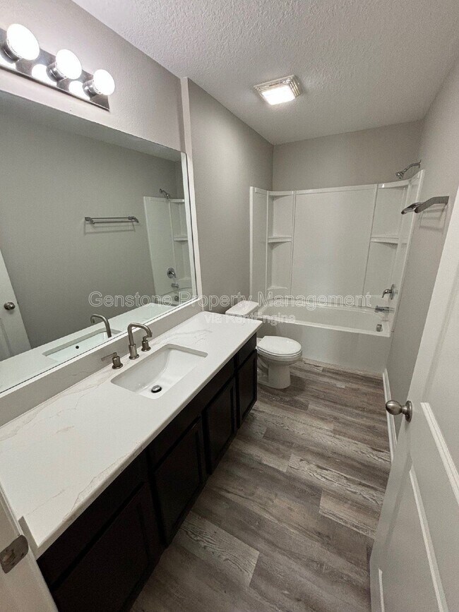 Building Photo - 2277 Caspian Dr