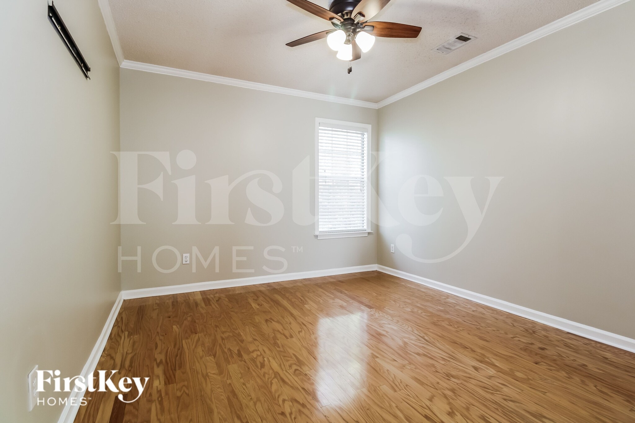 Building Photo - 6290 Fairway Hill Cove