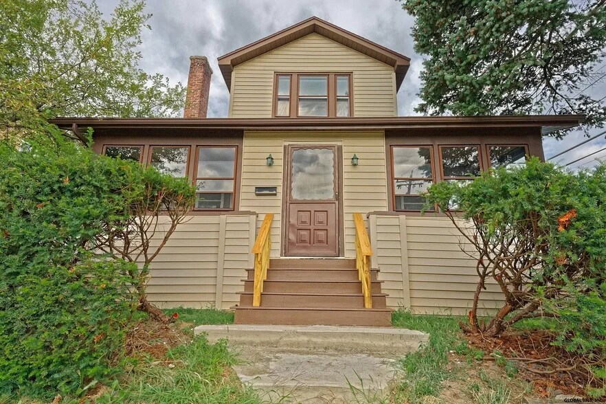 Building Photo - 1 Lindberg Dr