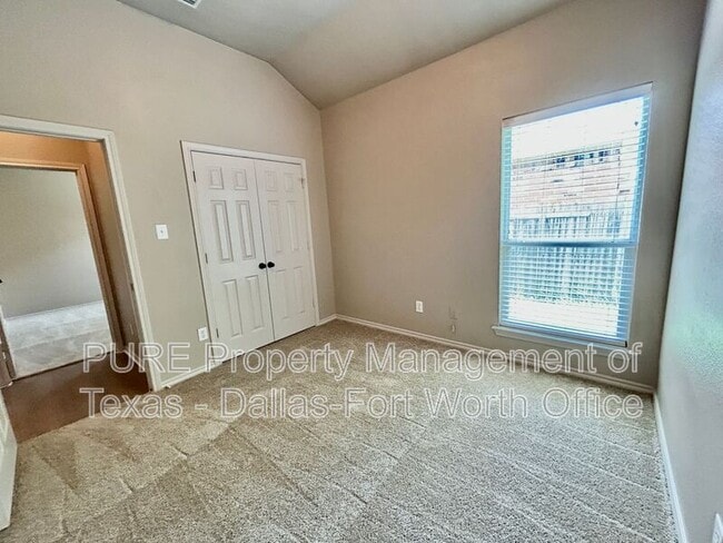 Building Photo - 1421 Piedmont Dr