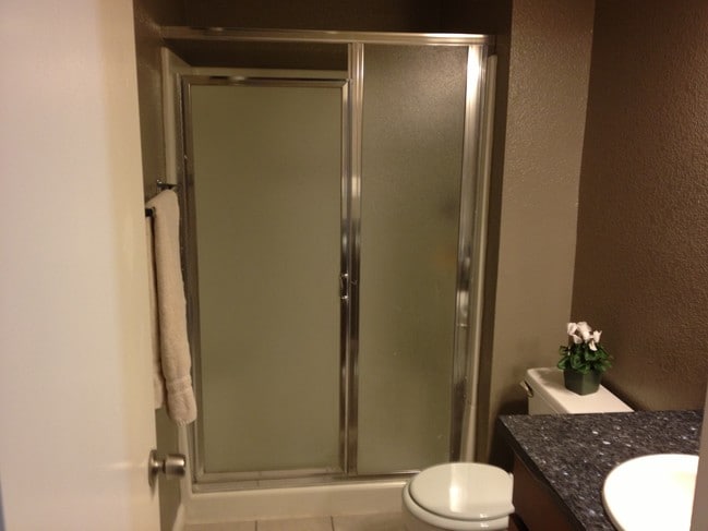 Building Photo - 1402 Forest Run