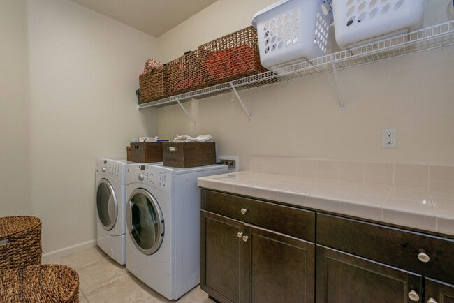 Building Photo - Pristine Harlan Ranch Home