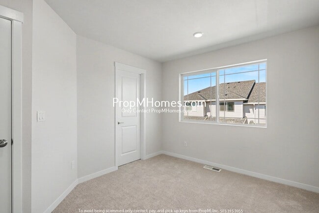 Building Photo - Brand New Three Bedroom Townhome in North Bethany!
