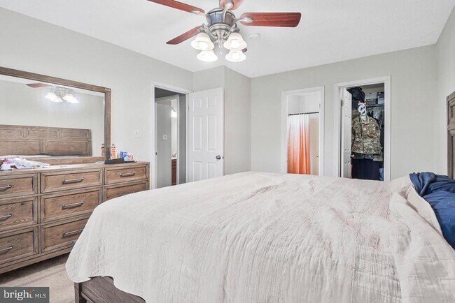 Building Photo - 4037 Broadbill Cir