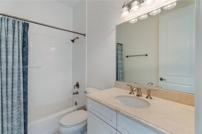 Building Photo - 10155 SW 75th Pl