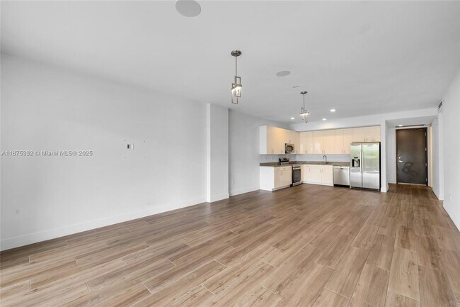 Building Photo - 3265 Bird Ave