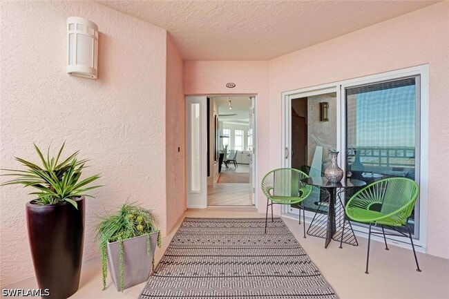 Building Photo - 255 Barefoot Beach Blvd