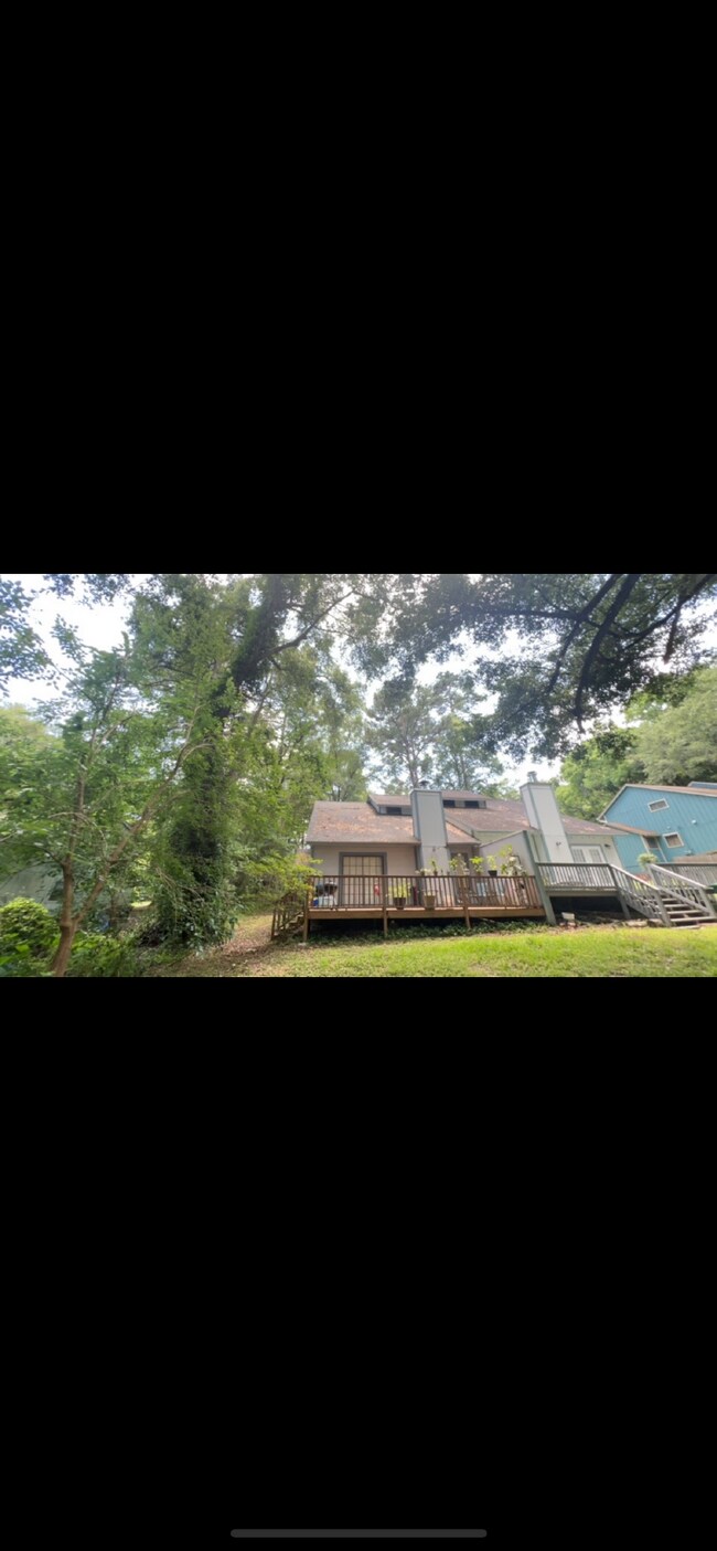 Building Photo - Large 2BD/ 2BTH with loft-Great Location