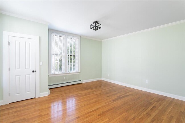 Building Photo - 29 Champlin St