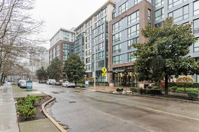 Building Photo - 101 Taylor Ave N